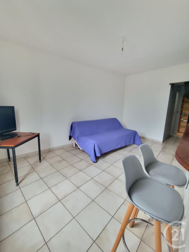 Appartement Studio à louer LE MEE SUR SEINE